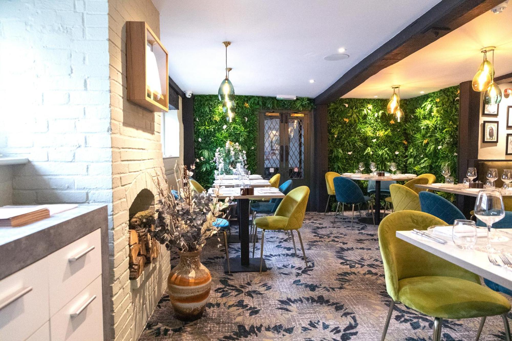 The George Hotel Пенборн Экстерьер фото